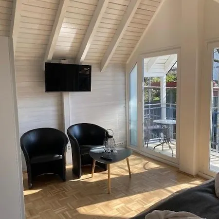 Im Homburger Laendchen Hotel *